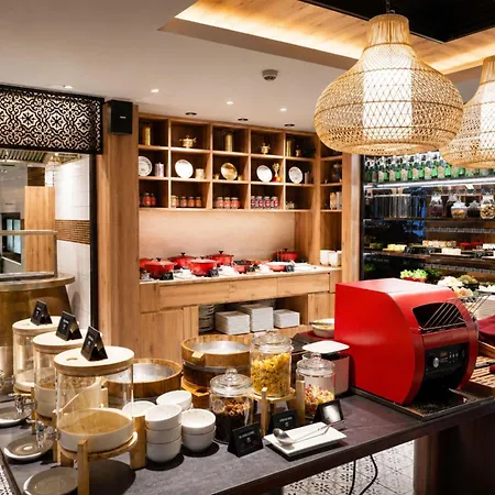 Park Plaza Bangkok Soi 18