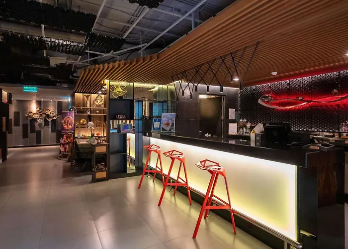 Park Plaza Soi 18