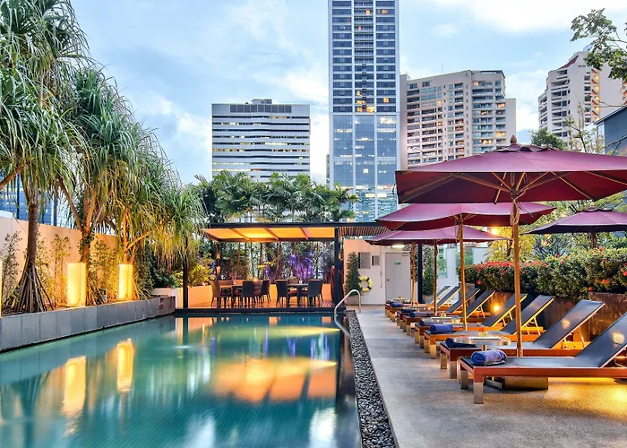 Park Plaza Soi 18 4*