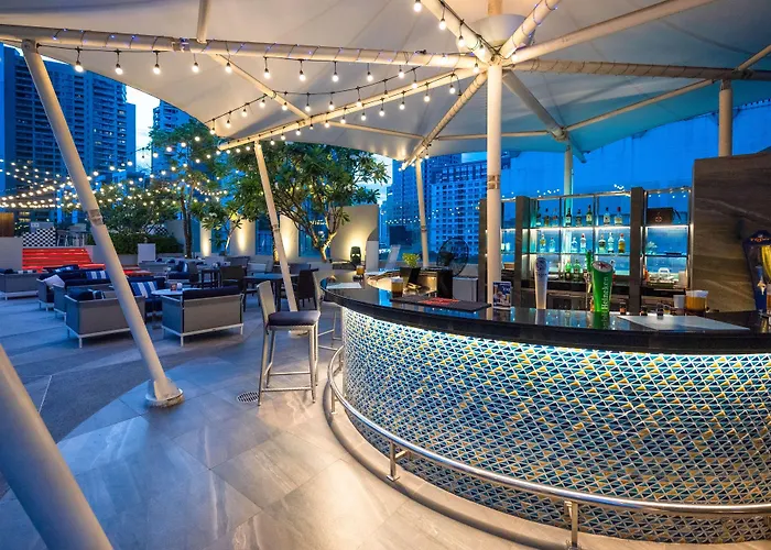 Park Plaza Soi 18