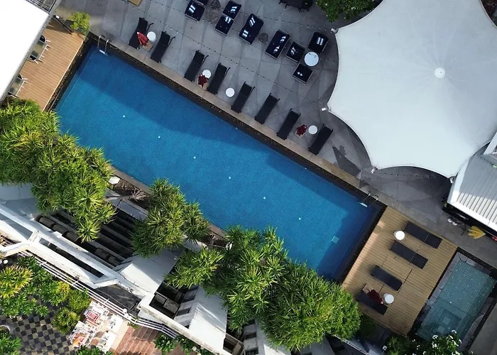 Hotel Park Plaza Soi 18 4*