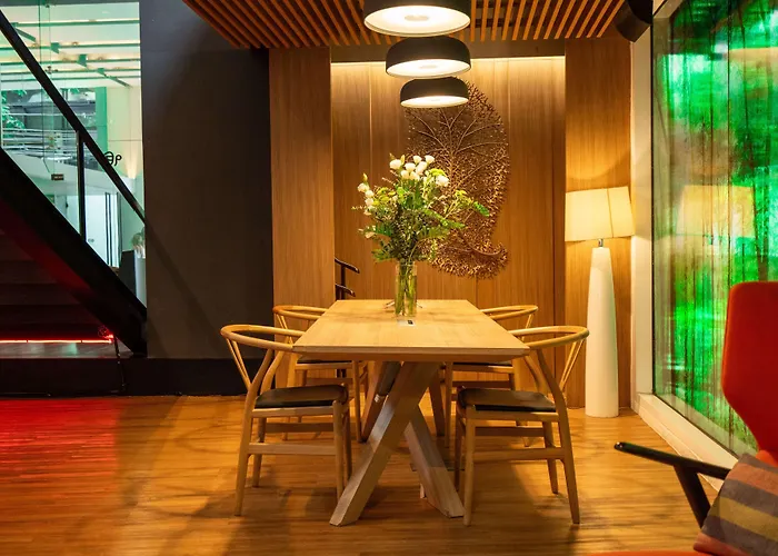 Hotel Park Plaza Soi 18 4*